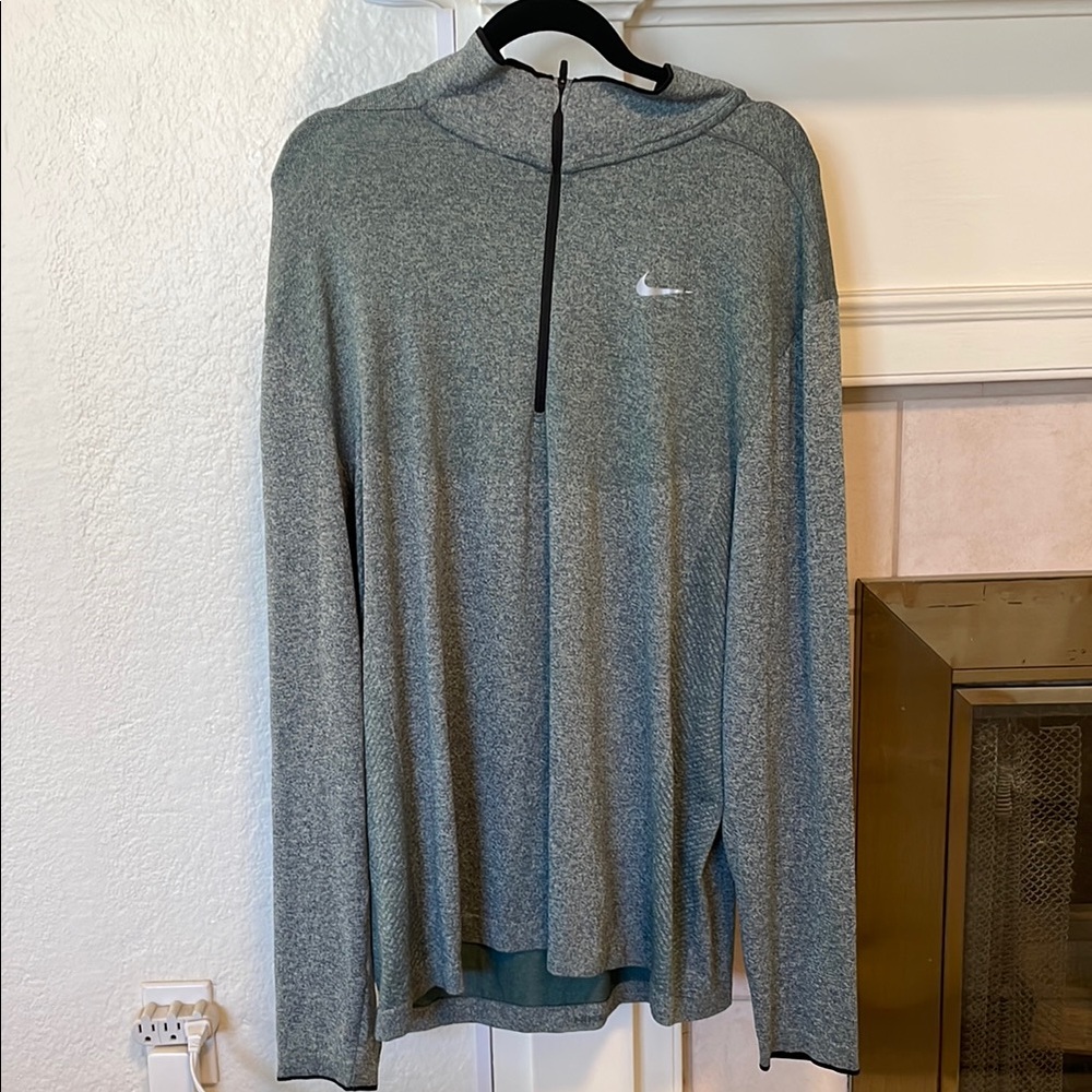 Nike Golf Modern Fit Dri-fit long sleeve  XXL